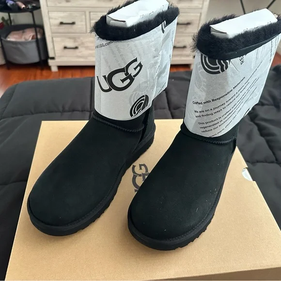 UGG Black Sheepskin Boots - Picture 1 of 5